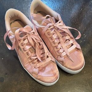 Puma Women's Satin Rose Sneakers